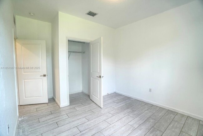 Building Photo - 30600 SW 193rd Ave