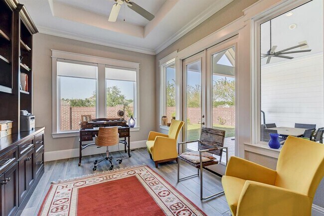 Building Photo - 2339 Pale Star Dr