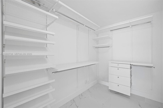 Building Photo - 2816 NE 35th St