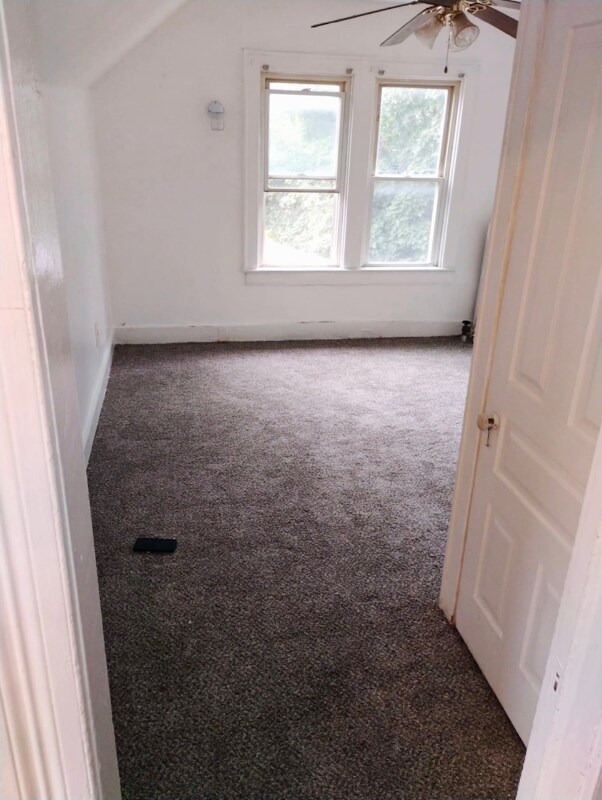 Building Photo - 706 Webb St