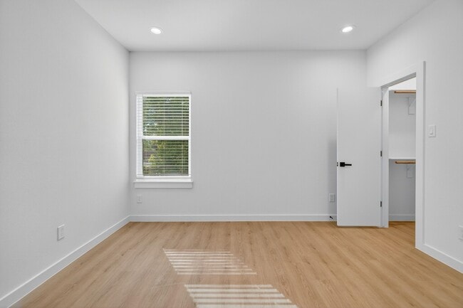 Building Photo - 1016 Patton St