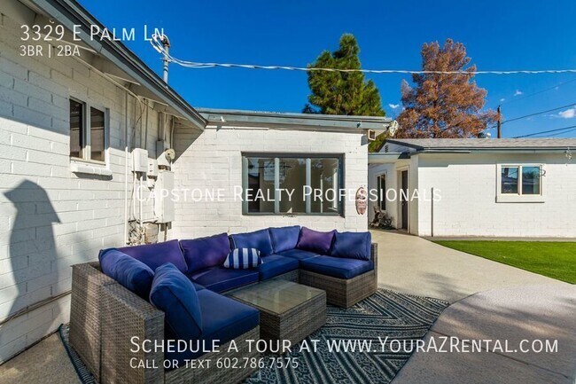 Building Photo - 3329 E Palm Ln