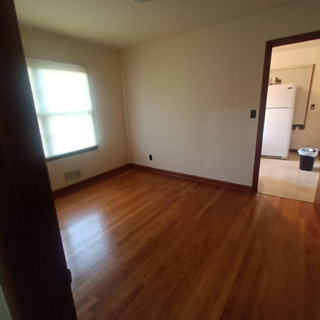 Primary Photo - 4120 Crosshaven Dr