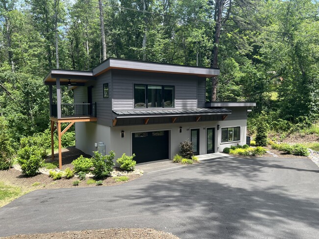 Building Photo - 64 Harrison Hill Rd
