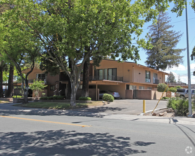 Building Photo - Village Apartments