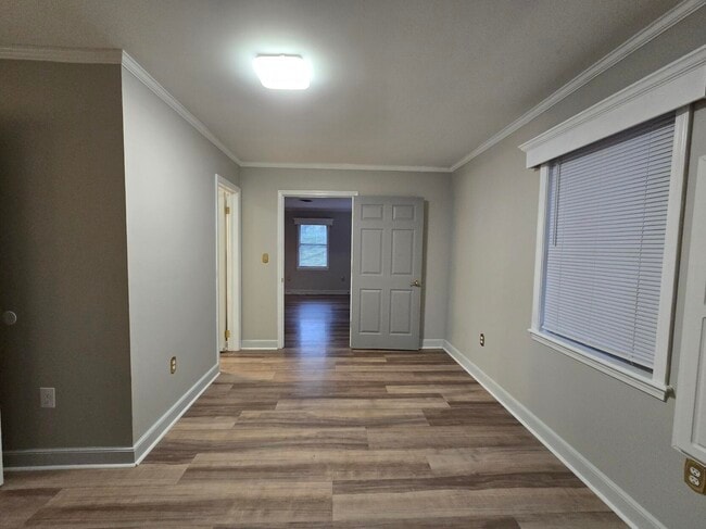 Building Photo - 2370 Wedgefield Rd