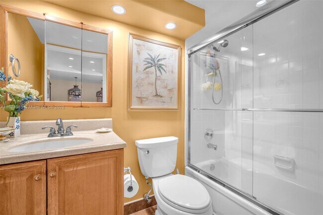 Building Photo - 2311 S Cypress Bend Dr