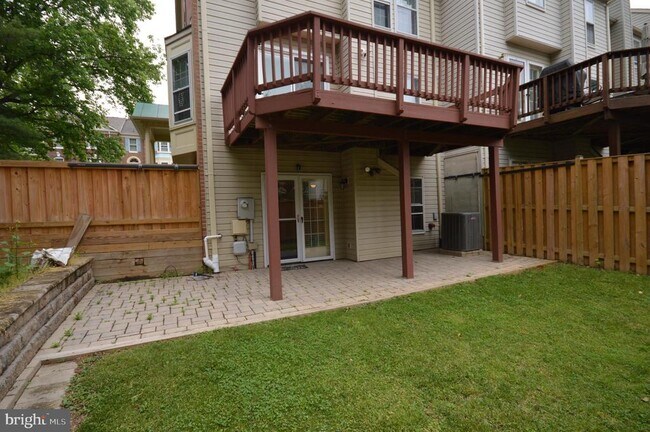 Building Photo - 6504 Castine Ln