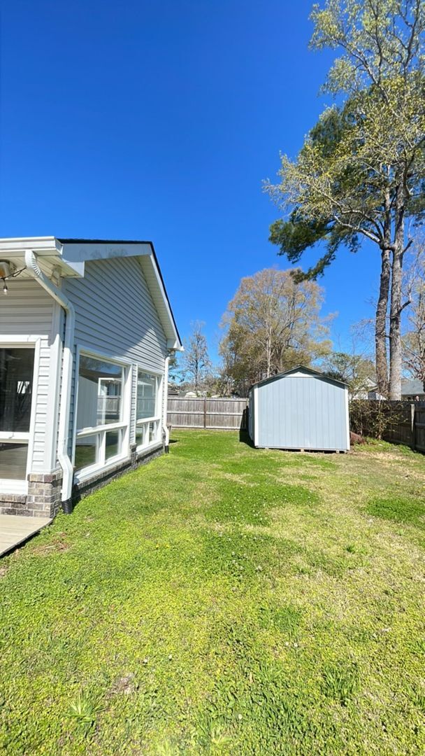 Building Photo - Archdale 4 bed / 2.5 bath