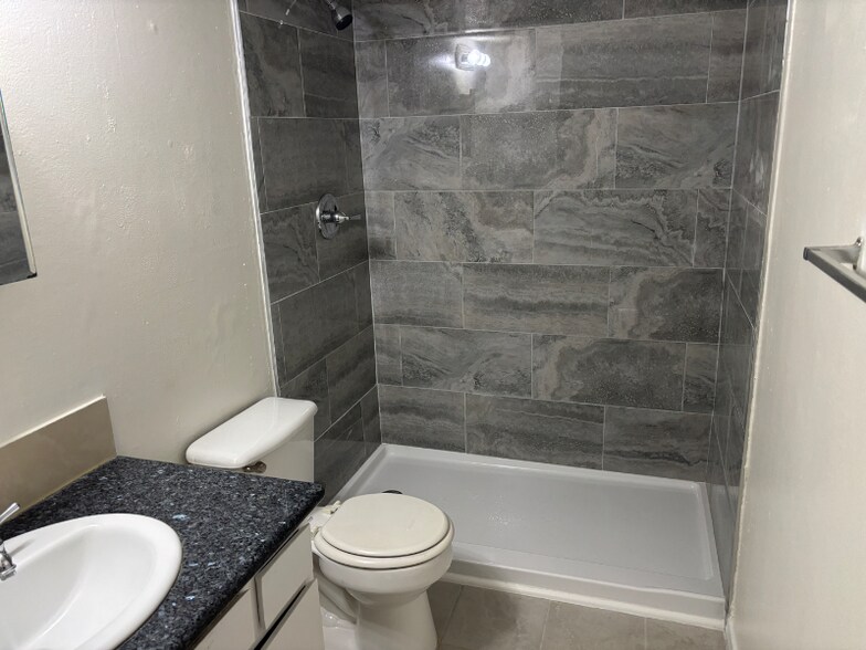 Building Photo - 2906 Sweeney Ln