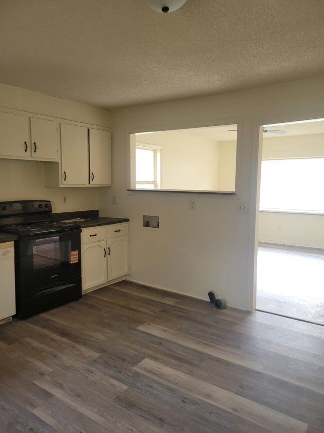 Building Photo - 71 Fox Den Ln