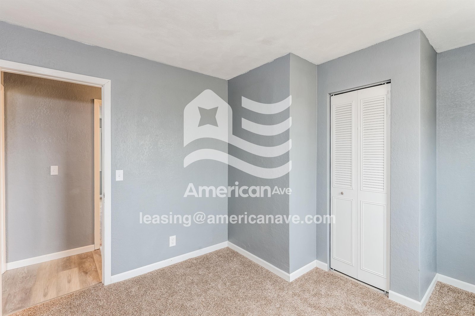 Building Photo - 722 9th Ave