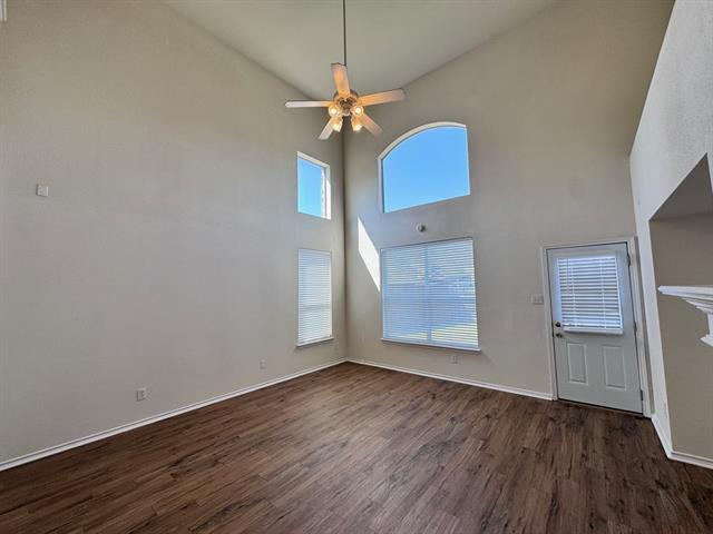 Building Photo - 1317 Hazelwood Dr