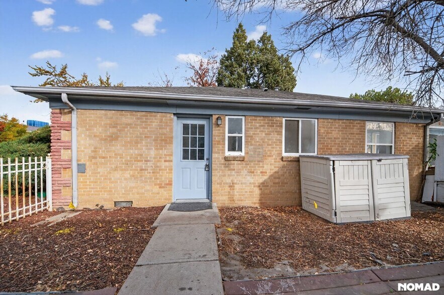 Building Photo - 1460 Elmira St