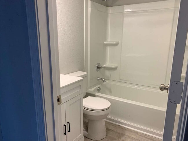 Building Photo - Outstanding 3-Bedroom Home in the Heart of...