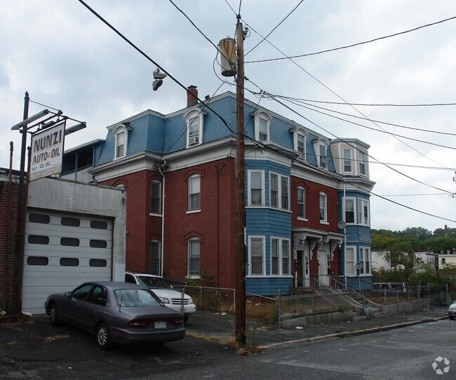 Building Photo - 27-29 Orchard St