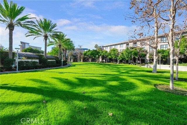 Building Photo - 3614 Rivington