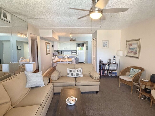 Building Photo - Furnished Tradewinds Condo!