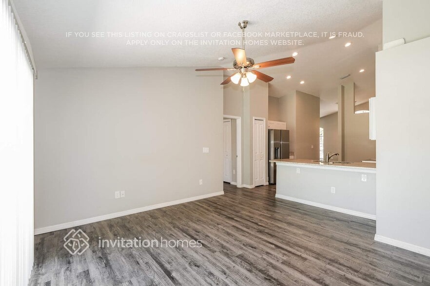 Building Photo - 30939 Stone Arch Ave