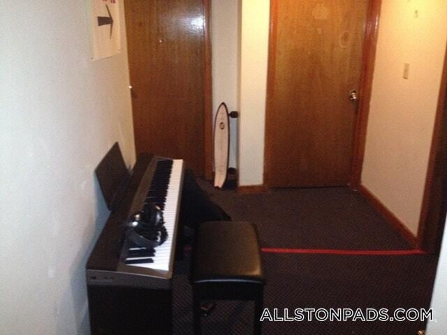 Building Photo - 14 Gardner St