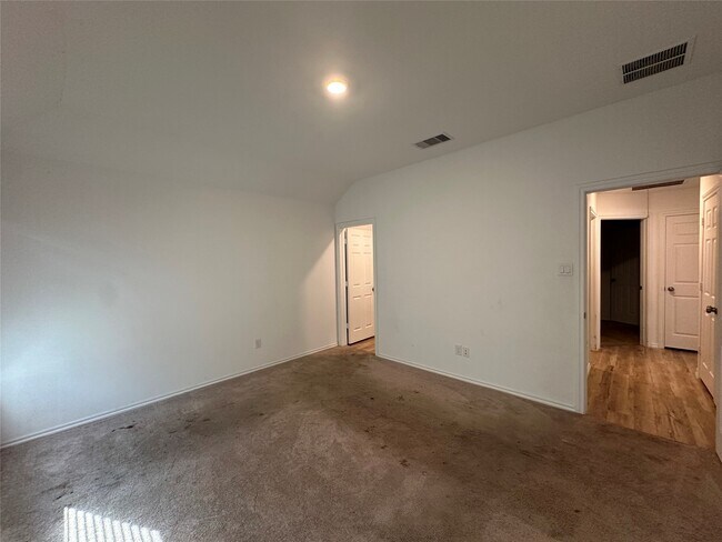 Building Photo - 33516 Orange Maple Wy