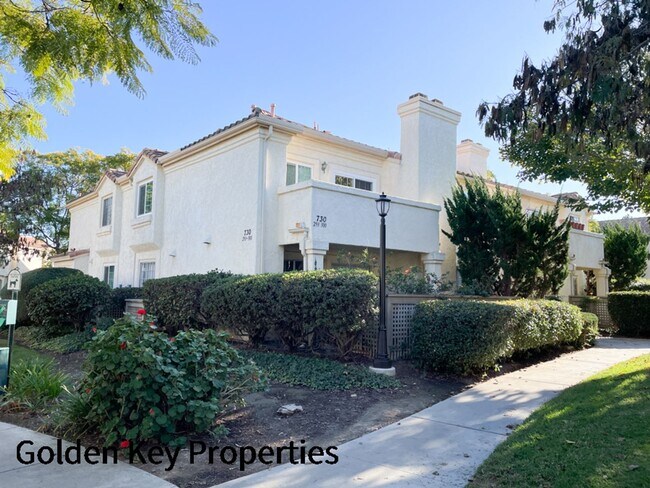 Building Photo - 2BR/1.5BA Condo in Charlemont in Vista! Cl...