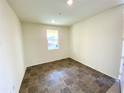 Building Photo - 28822 Horsetail Cir