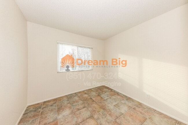 Building Photo - 4887 Mt Rainier St