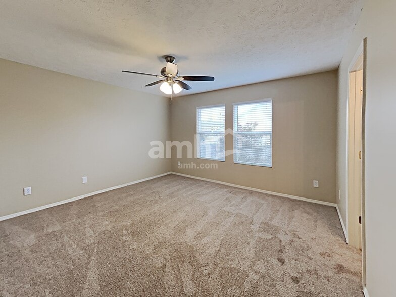 Building Photo - 5000 Hancock Cir