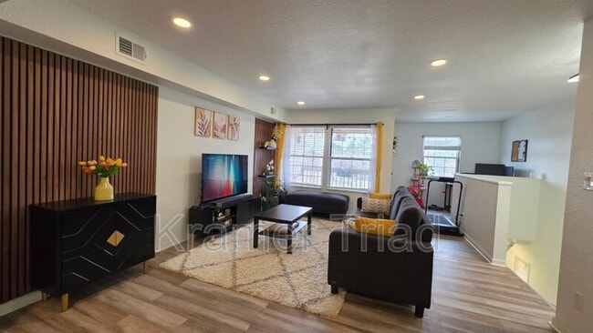 Building Photo - 19154 Northridge Dr