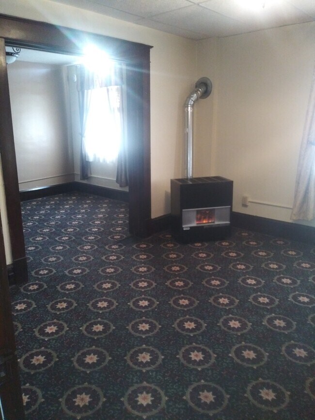 Primary Photo - 301 E 2nd St