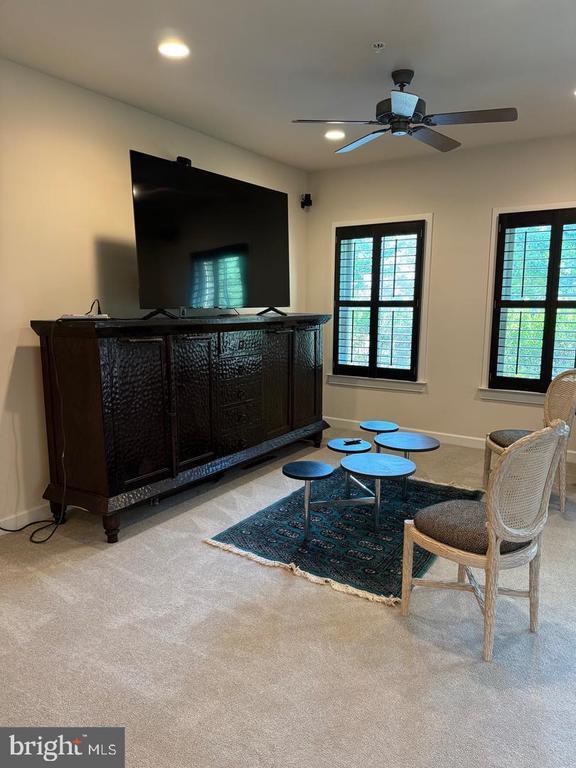 Building Photo - 44711 Plympton Square