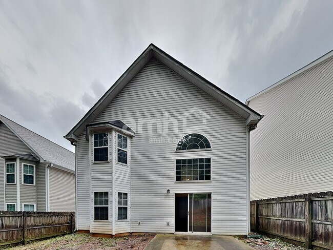 Building Photo - 219 Highland Falls Dr