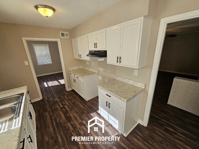 Building Photo - 3630 Tulip Tree Cove