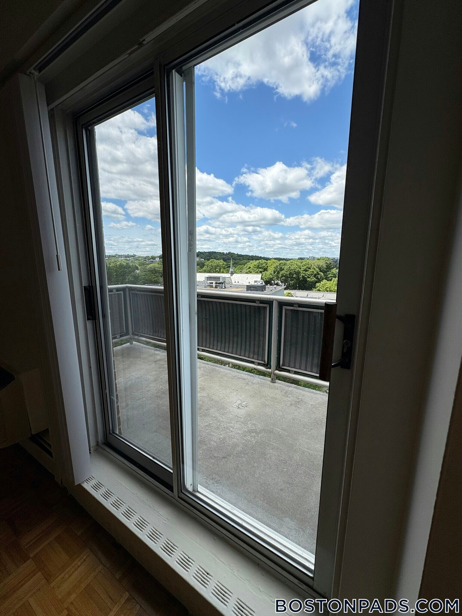 Building Photo - 185 Freeman St