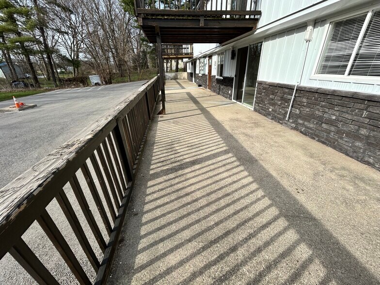 Building Photo - 2271 S Cost a Plenty Rd