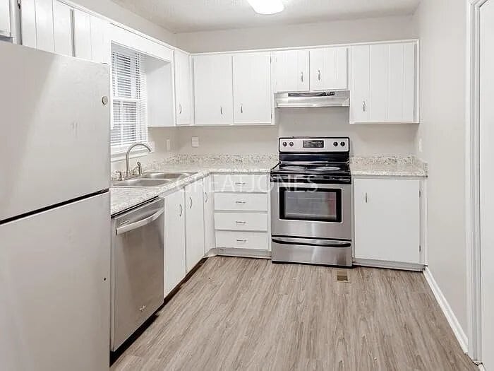 Building Photo - 1120 Womrath Rd