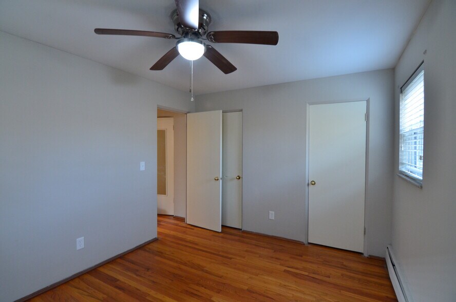 Building Photo - 4216 Settle St