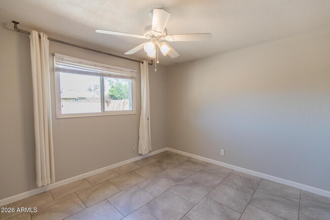 Building Photo - 1620 S Hardy Dr