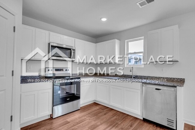 Building Photo - 76 Orchid Ln