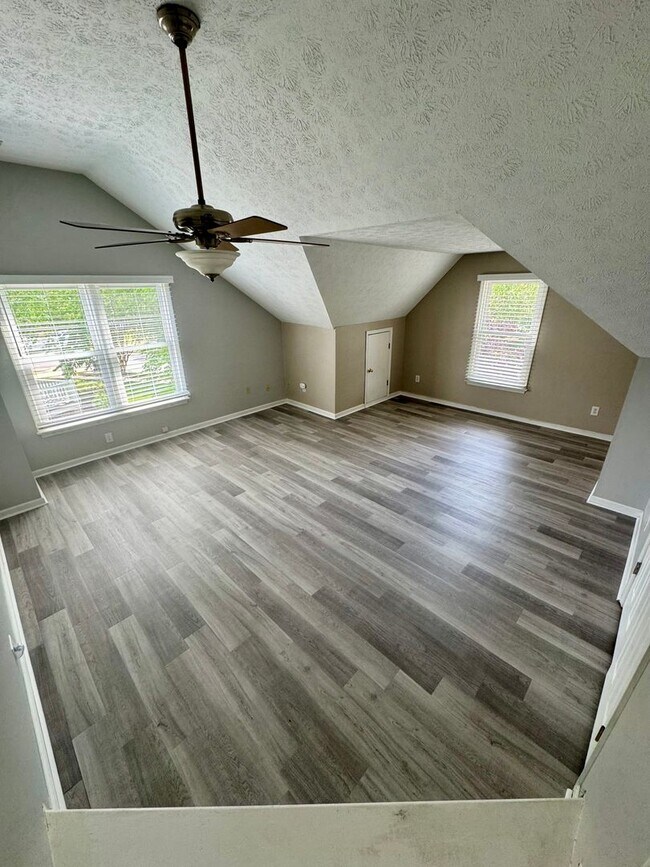 Building Photo - 2657 Christopher Farms Dr