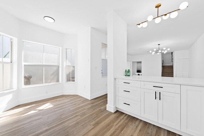 Building Photo - 1551 Seagrape Way