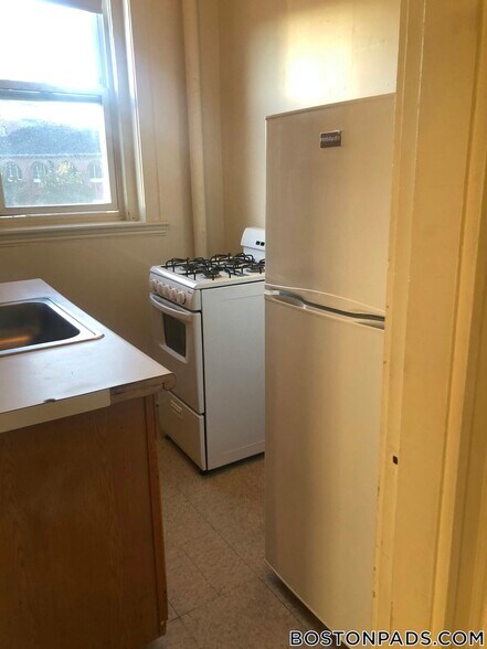 Building Photo - 1179 Boylston St