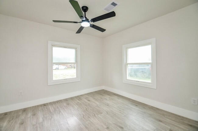 Building Photo - 7424 Stanwick Dr