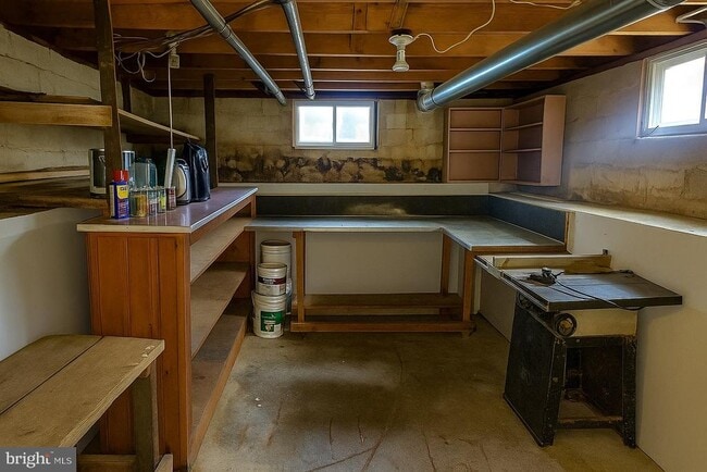 Building Photo - 10001 Dallas Ave