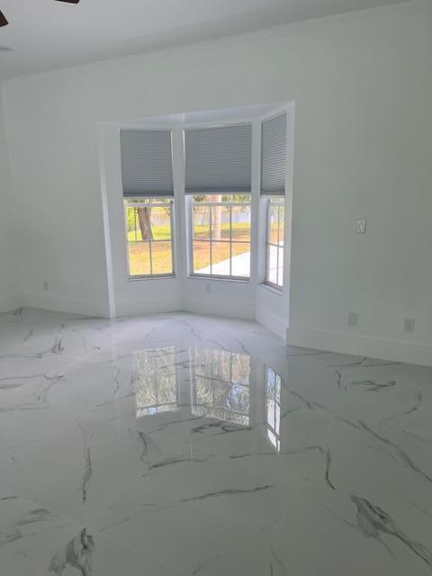 Building Photo - 16082 Rio Del Sol