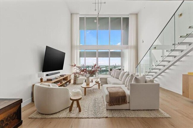 Building Photo - 1040 Biscayne Blvd