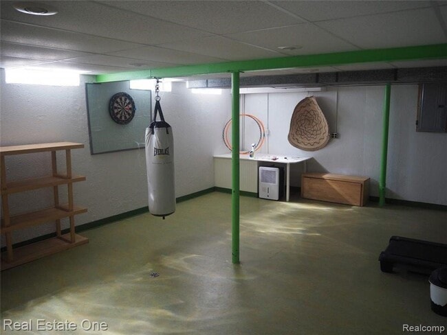 Building Photo - 5837 Folkstone Dr