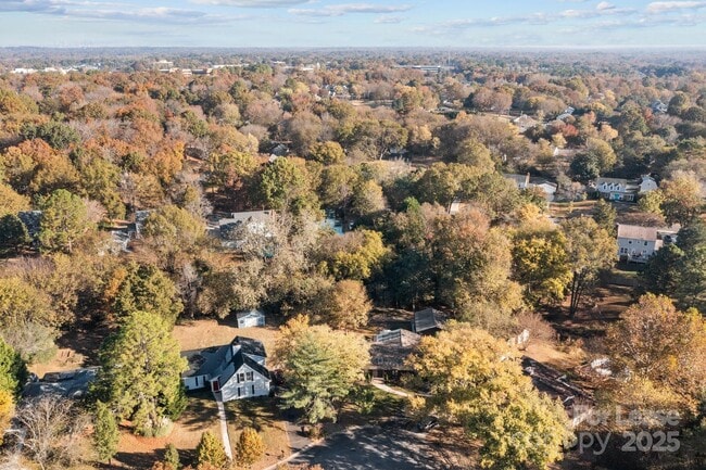 Building Photo - 7204 Killingdeer Ln