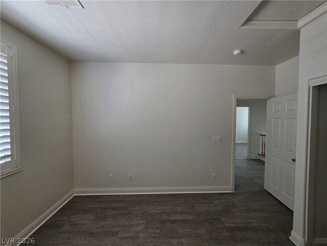 Building Photo - 9622 Staff Ln